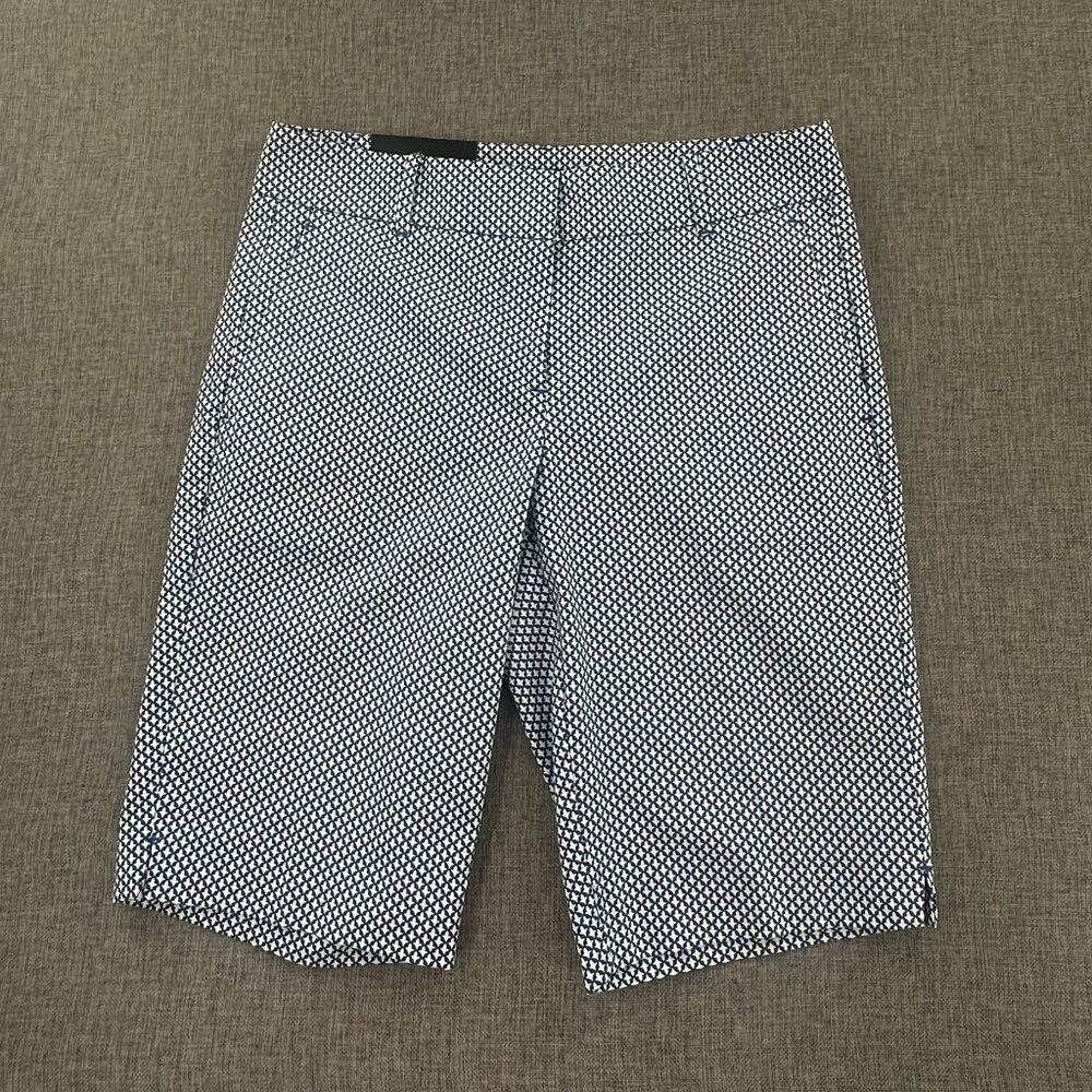 NEW! Ann Taylor Devin Fit Shorts Size 4 Blue & White $59 Cotton Blend Bermuda